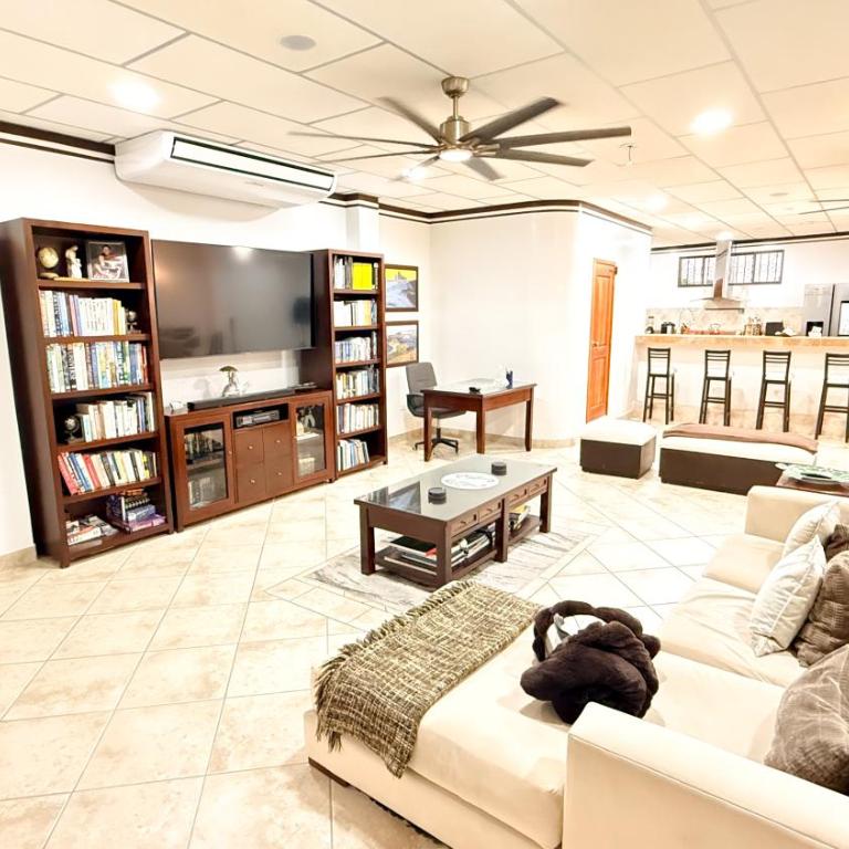 Galapagos Family Vacation 3 bedrooms 7 guests Centrally located and ocean view - Three-Bedroom Townhouse - 76