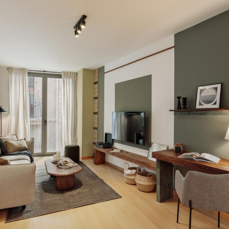 Spacest - Carrer dels Mestres Casals i Martorell A - Apartment - 3