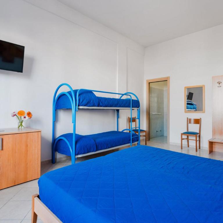 B&B Gioia del Mare - Camera Quadrupla - 6