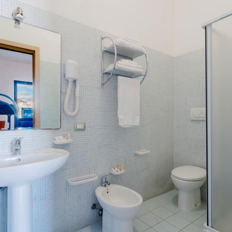 B&B Gioia del Mare - Camera Quadrupla - 5