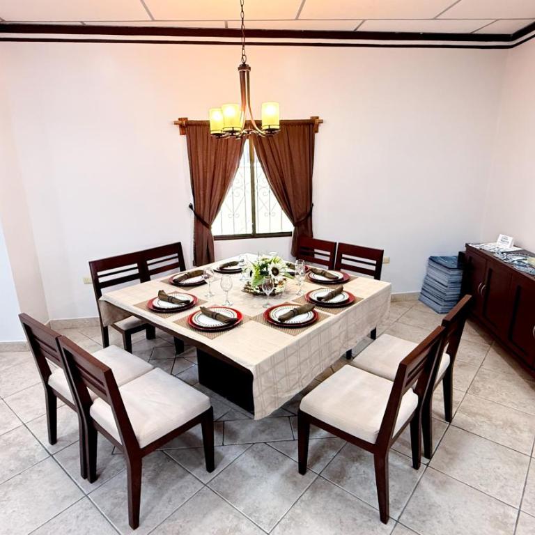 Galapagos Family Vacation 3 bedrooms 7 guests Centrally located and ocean view - Three-Bedroom Townhouse - 3