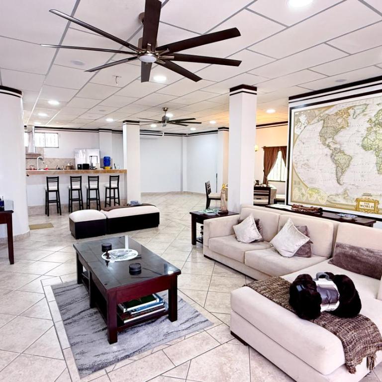 Galapagos Family Vacation 3 bedrooms 7 guests Centrally located and ocean view - Three-Bedroom Townhouse - 15