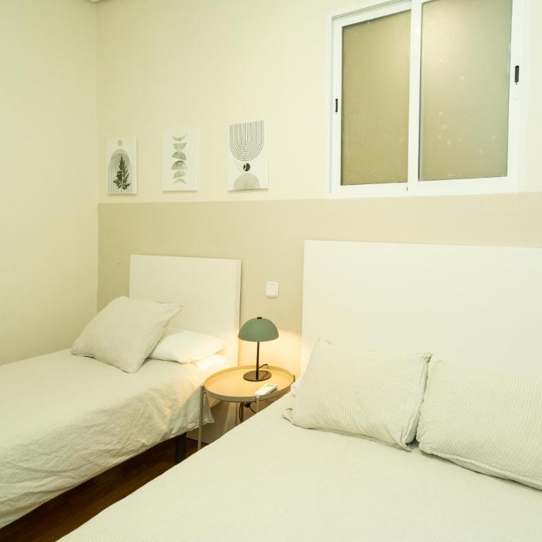 San Andres Street, Private rooms - Triple Room with Shared Bathroom - 5