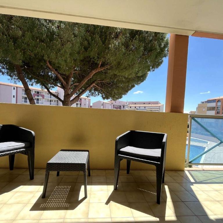 Splendide T3 rénové avec piscine et parking à 100m de la mer, 6 pers, terrasse, WIFI - FR-1-607-206 - Ferienhaus - 27
