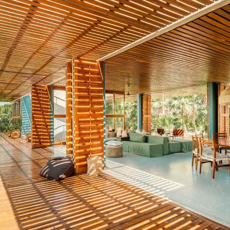 Design Award Beach House with Sky Pool Ocean Views - Villa - 45