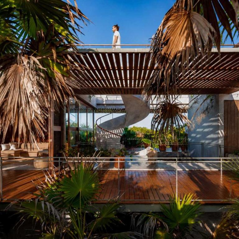 Design Award Beach House with Sky Pool Ocean Views - Villa - 2