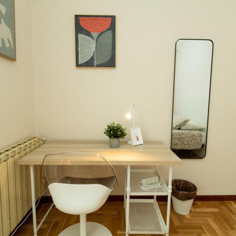 Santa Isabel Street, Private rooms - Habitación Doble con baño compartido - 8