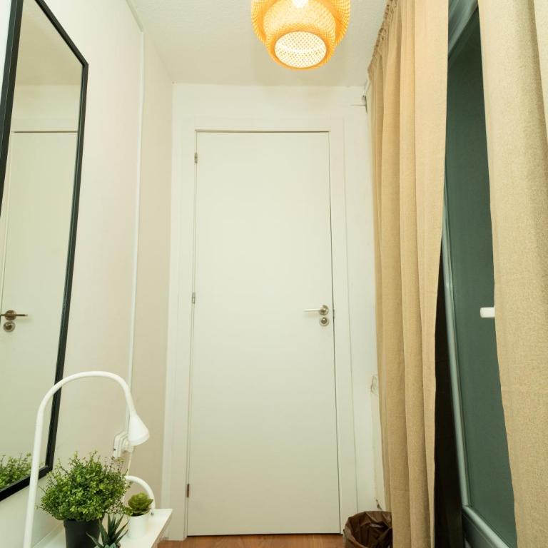 Plaza Angel Street, Private rooms - Single Room with Shared Bathroom - 7