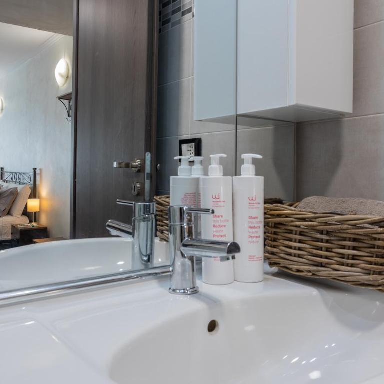 Cozy Studio in Turin City Center by Wonderful Italy - One-Bedroom Apartment - 19