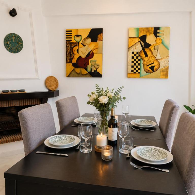 Torremolinos Sea View Townhouse, Pool, BBQ & Workspace - Magnolia Properties - Casa de 3 dormitorios - 12