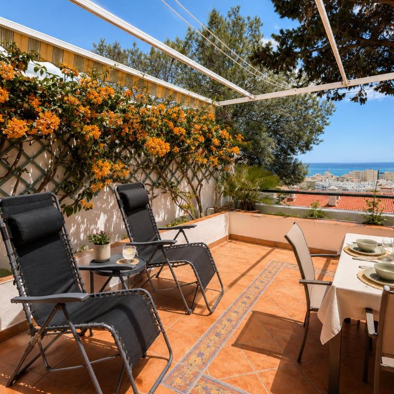Torremolinos Sea View Townhouse, Pool, BBQ & Workspace - Magnolia Properties - Casa de 3 dormitorios - 24
