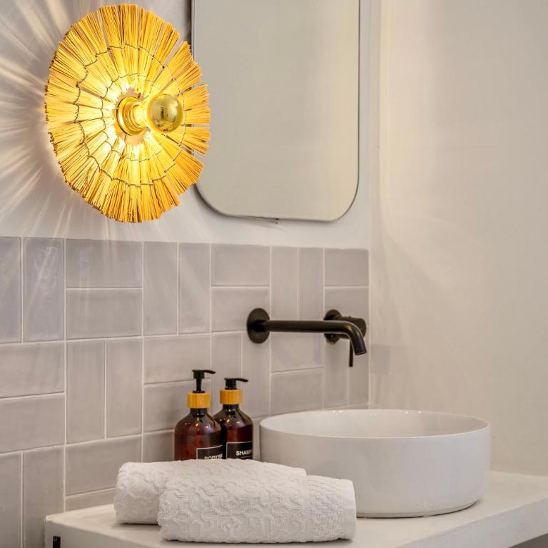 Casa Flora Bungalow con piscinas en Calp - Three-Bedroom Apartment - 13
