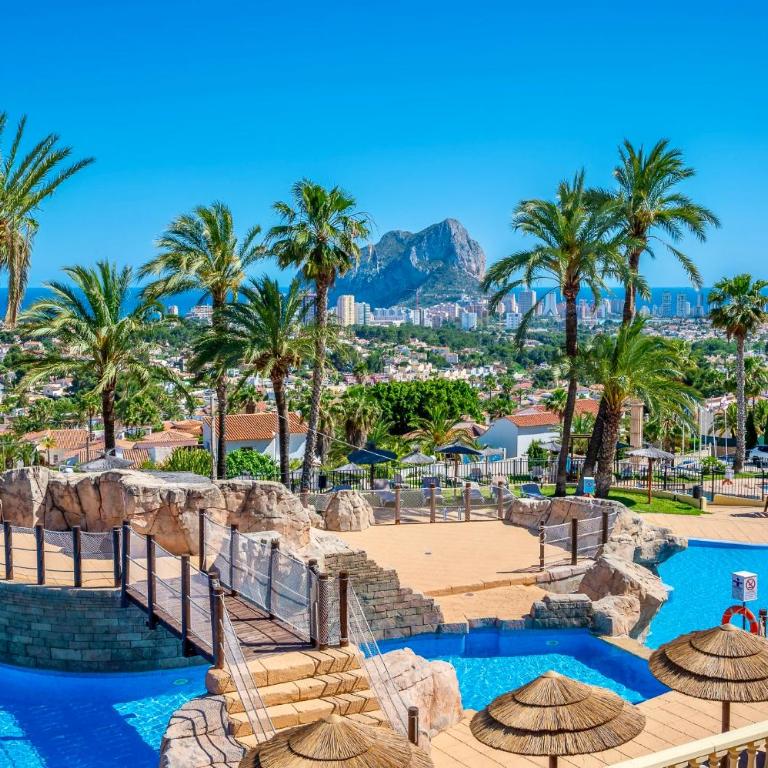 Casa Flora Bungalow con piscinas en Calp - Three-Bedroom Apartment - 21