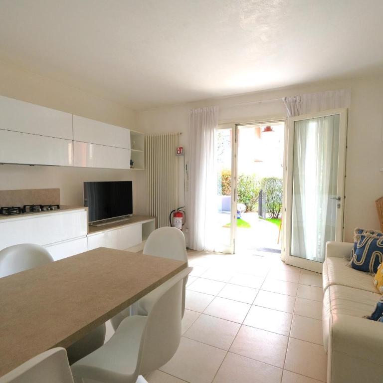 Borgo paradiso piano terra Piazza Brescia - Appartamento con 1 Camera da Letto - 11