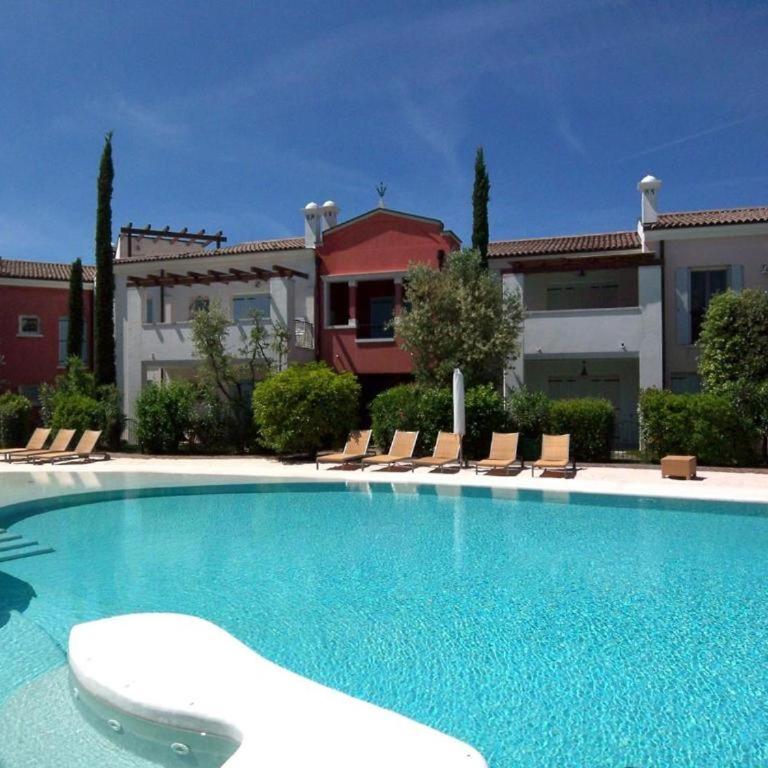 Borgo paradiso piano terra Piazza Brescia - Appartamento con 1 Camera da Letto - 2