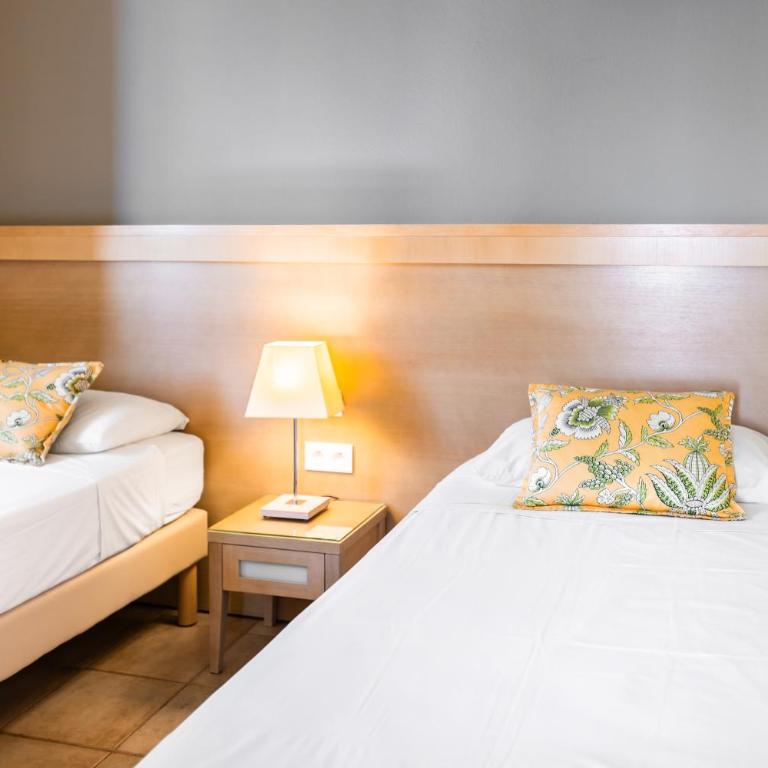 Hôtel La Flore - Chambre Familiale avec Vue sur Mer - 10