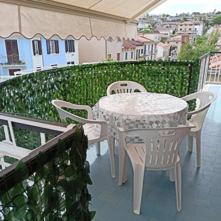 Appartamento Le Cochele - Three-Bedroom Apartment - 3