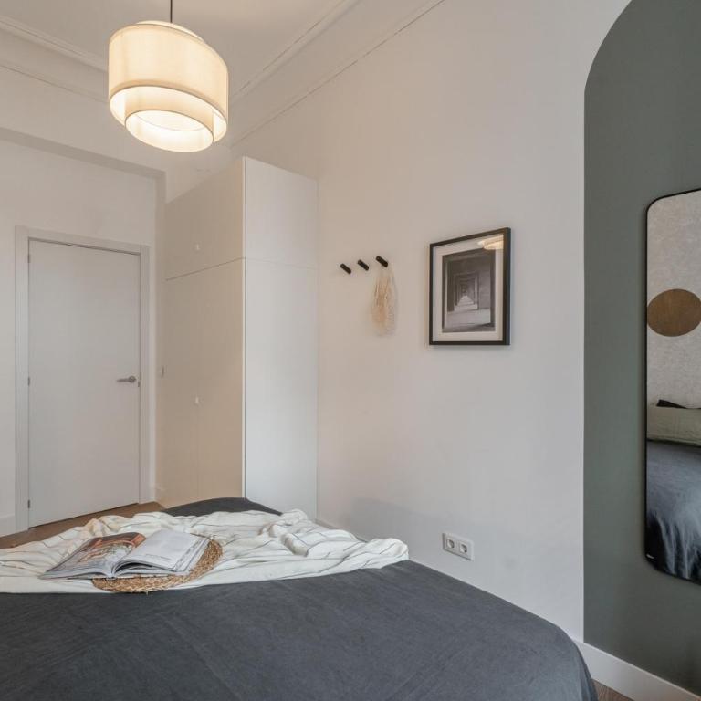 Spacest - Calle de los Caños del Peral A - Apartment - 17