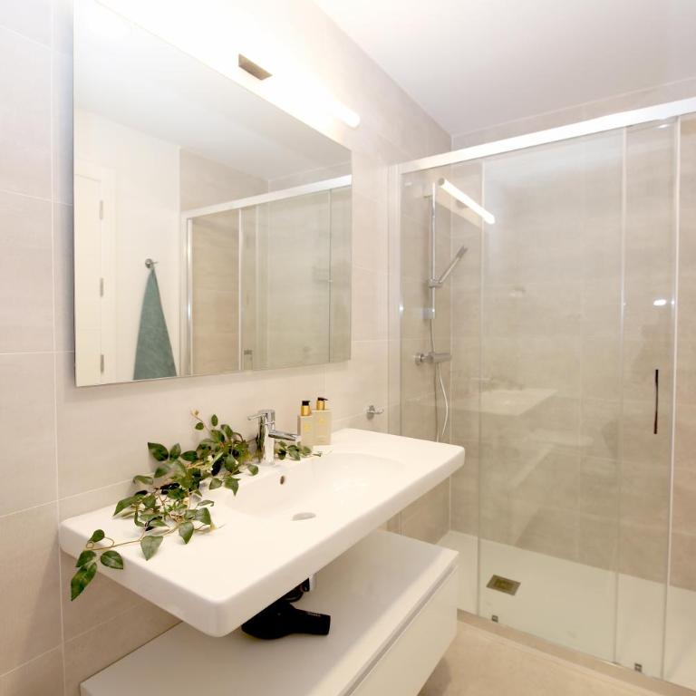 Estepona Town Luxury Apartment BODIRA - Two-Bedroom Apartment - 7
