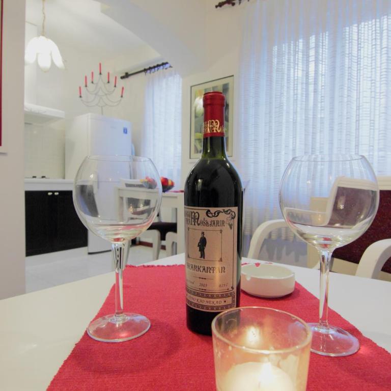 White Apartment - Apartman - 25