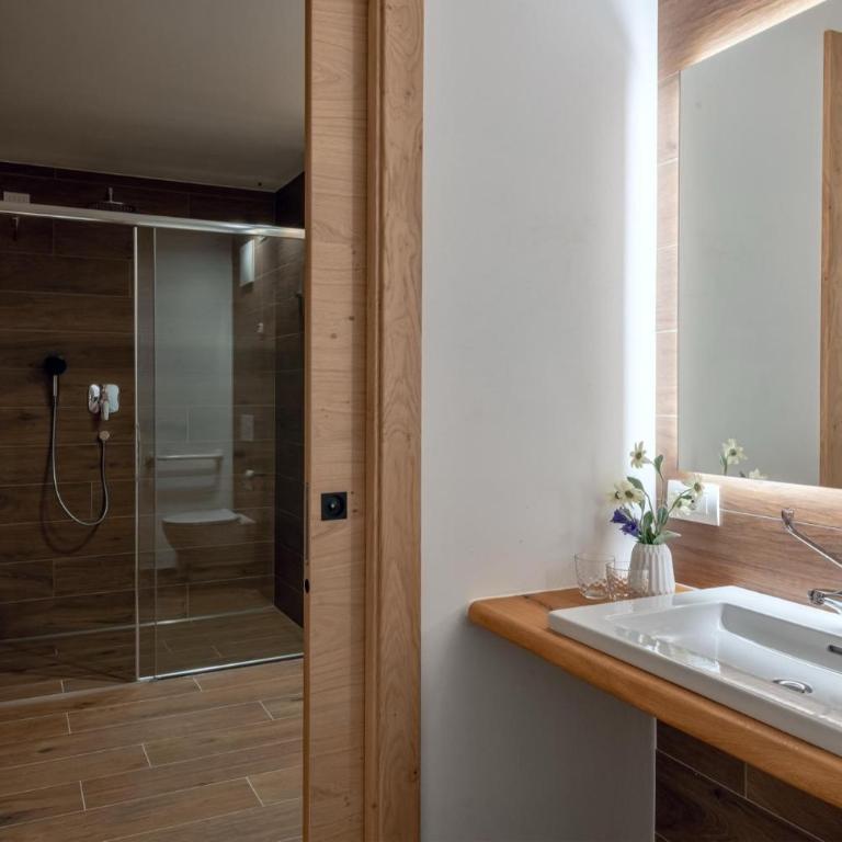 Residence Stella Alpina - Appartamento Deluxe con 2 Camere da Letto - 1