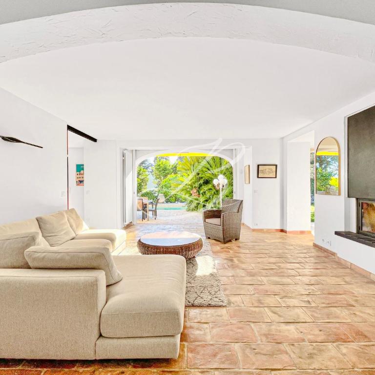 Villa Pleiades - Large Pool 6 Bedrooms 12 Guests - Villa - 43