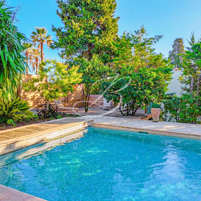 Villa Pleiades - Large Pool 6 Bedrooms 12 Guests - Villa - 3