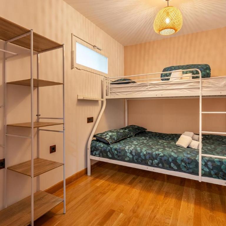 Ski Lodge CARD - Apartamento de 3 dormitorios con vistas a las montañas - 4