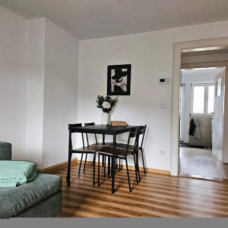 K7 City Apartment - Balkon - 2 Schlafzimmer - Apartment mit 2 Schlafzimmern - 7