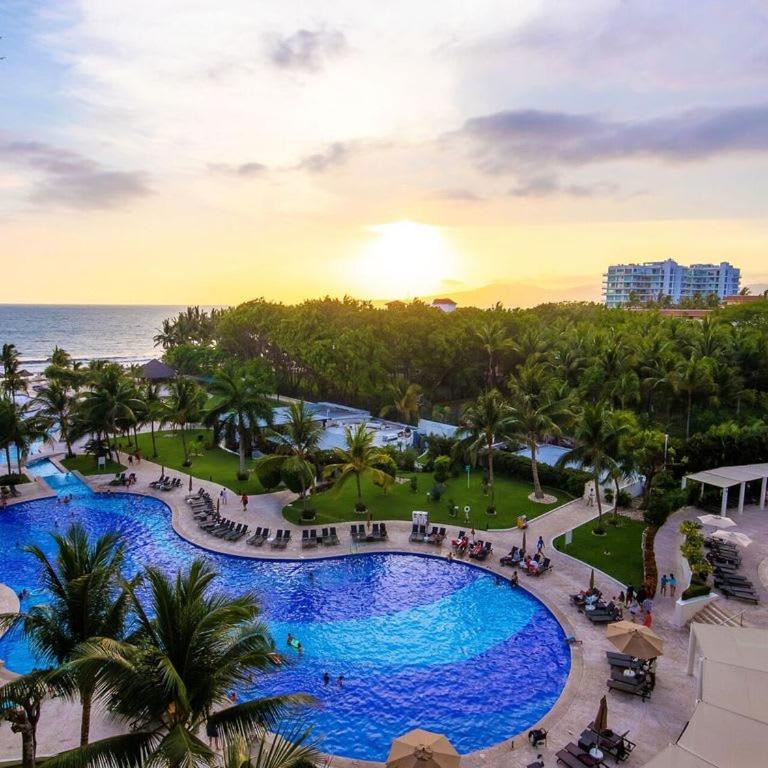 Breathtaking Villa Magna Beachfront Condo 3 Bedrooms Sleeps 6 - Apartamento - 1