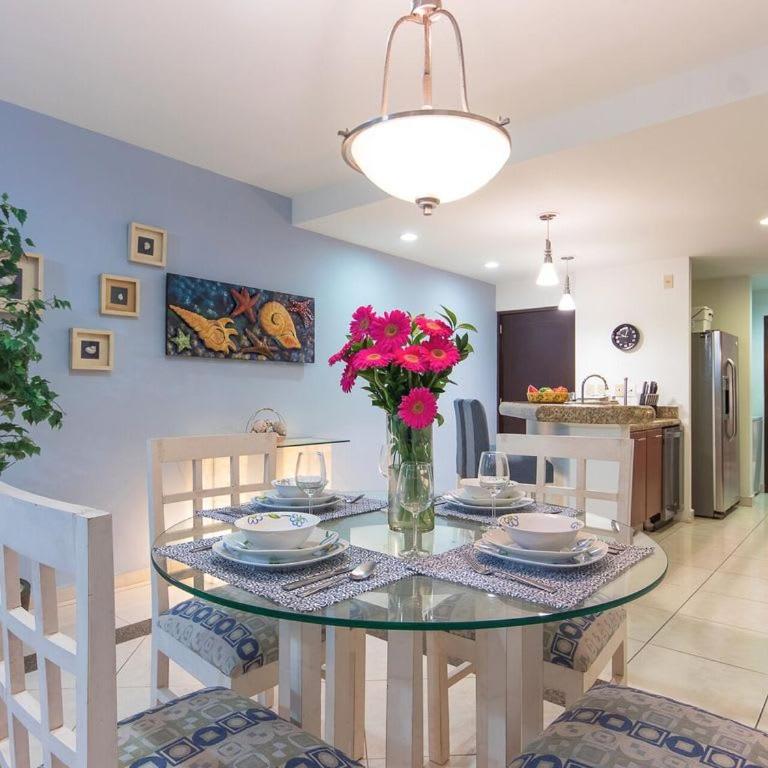 Breathtaking Villa Magna Beachfront Condo 3 Bedrooms Sleeps 6 - Apartamento - 15