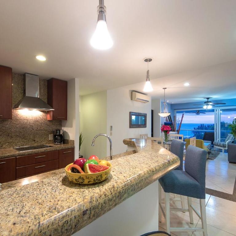 Breathtaking Villa Magna Beachfront Condo 3 Bedrooms Sleeps 6 - Apartamento - 45