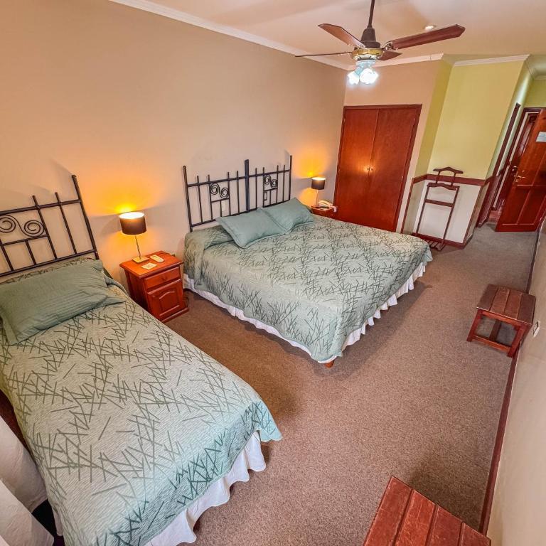 Hotel Los Sauces - Triple Room - 10