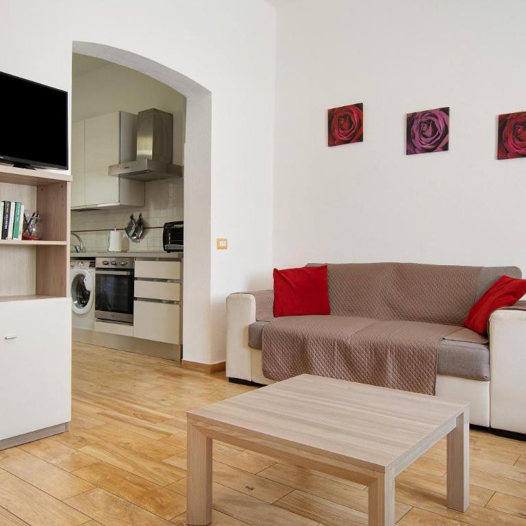Casa Mia - Appartamento Deluxe con 2 Camere da Letto e Vista Giardino - 7