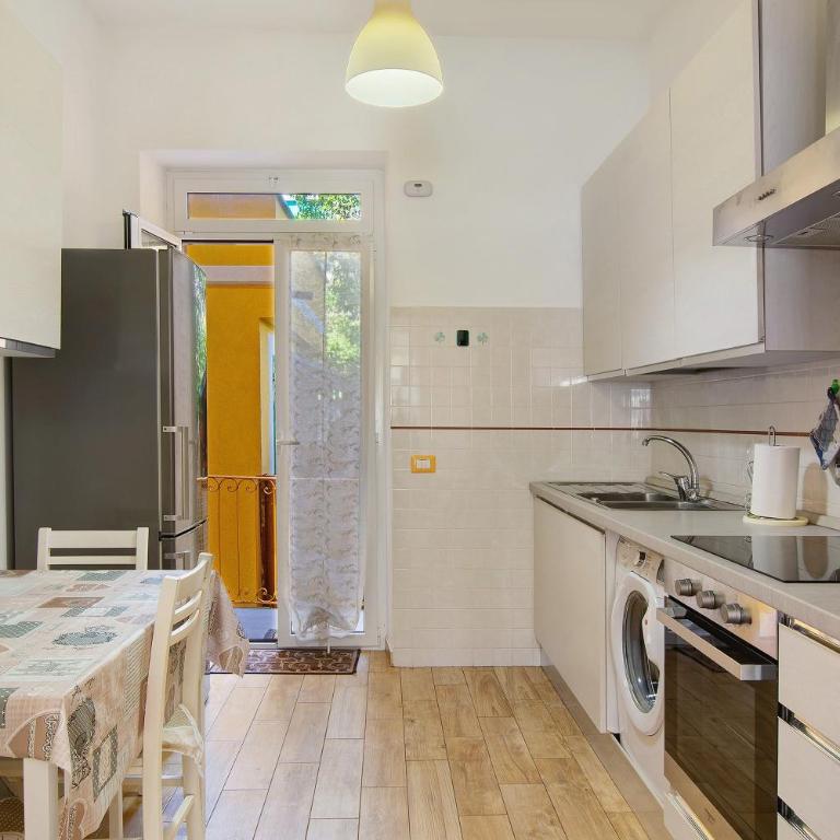 Casa Mia - Appartamento Deluxe con 2 Camere da Letto e Vista Giardino - 9