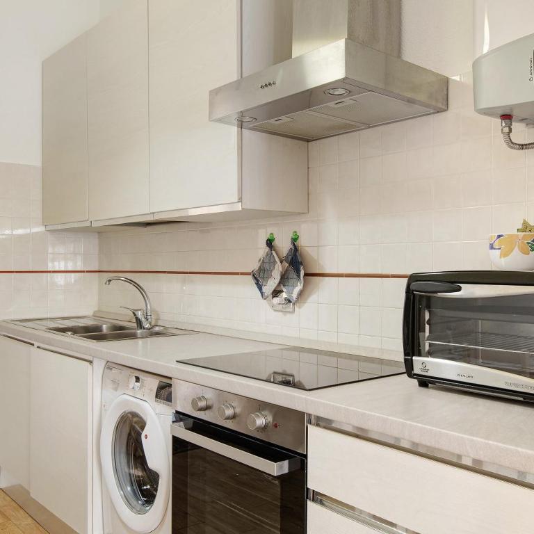 Casa Mia - Appartamento Deluxe con 2 Camere da Letto e Vista Giardino - 10
