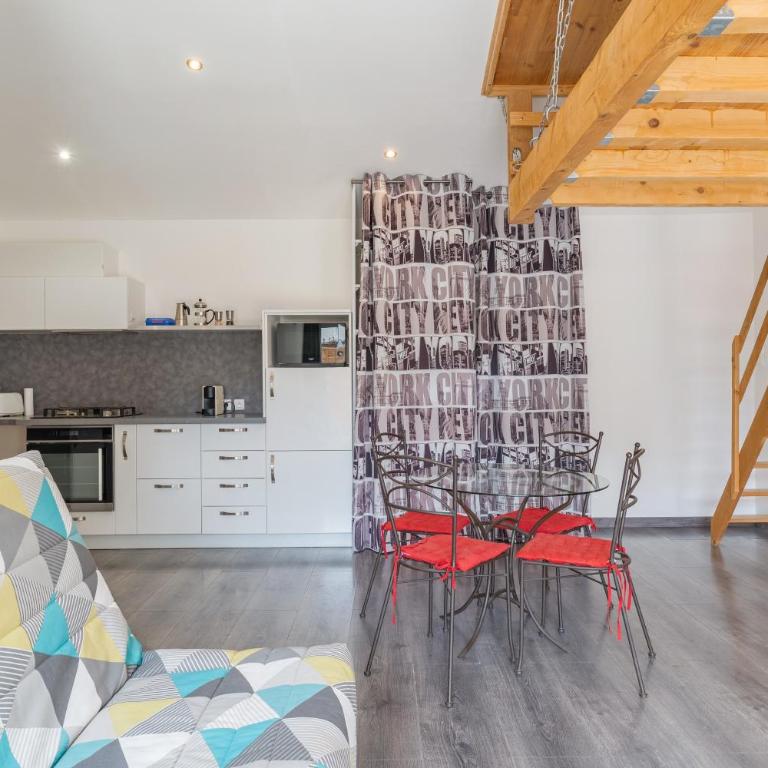 Studio cosy mezzanine et terrasse - Maison 1 Chambre - 8