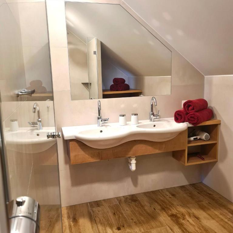 Ferienwohnungen Schwalbennest - Apartment - auf 2 Etagen - 13