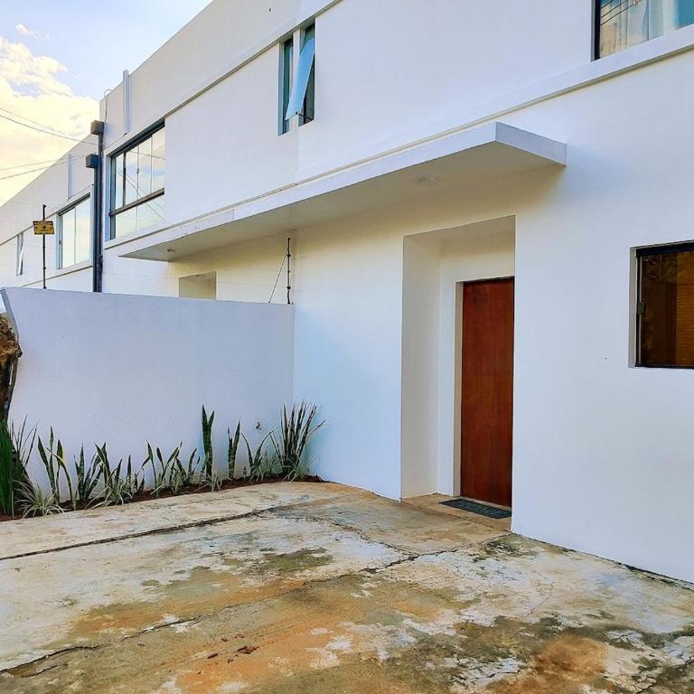 Modern Duplex with Pool in Luque - Three-Bedroom Villa - 10
