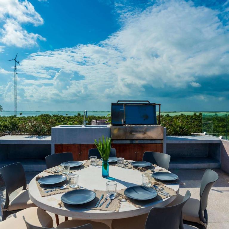 Design Award Beach House with Sky Pool Ocean Views - Villa - 52