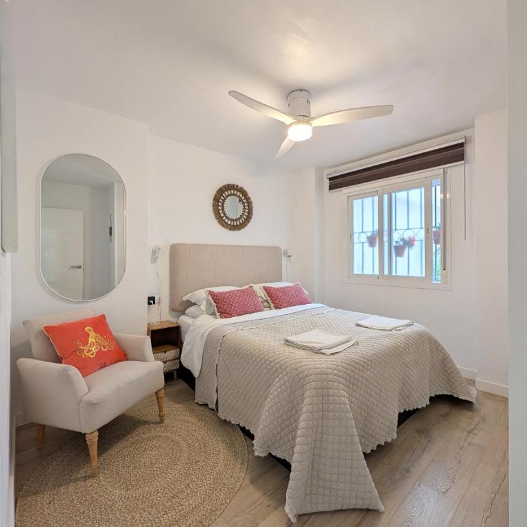 Impressive apartment with 3 bedrooms metres from the beach - Three-Bedroom Apartment - 26