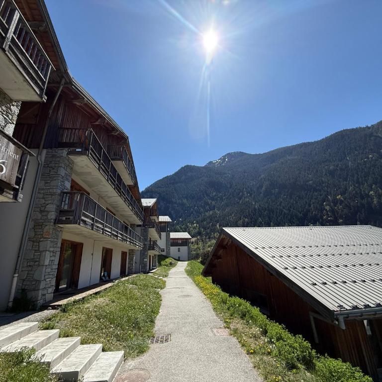 Studio 4 personnes Orelle 3 Vallées - Spa & Piscine - Apt 005 - Studio - 12
