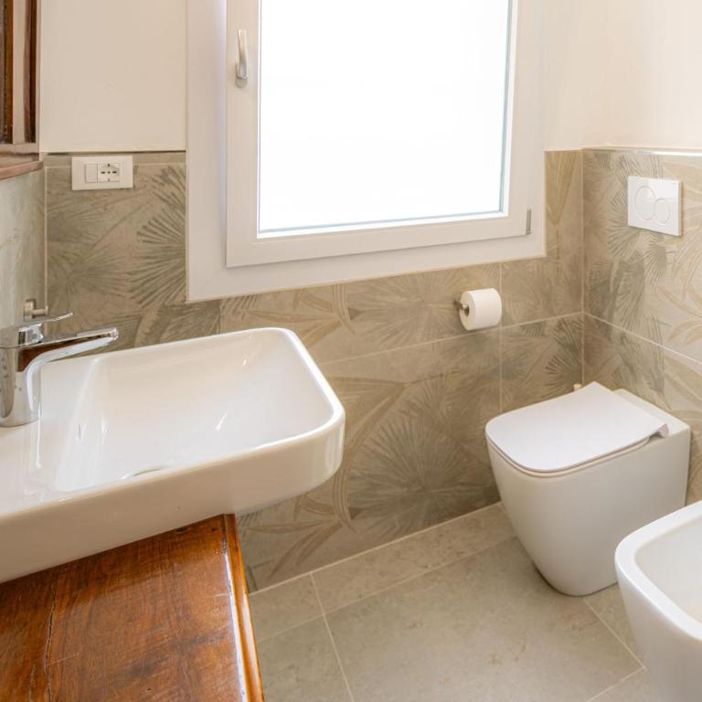 Villaverde Urban Tourist Ravenna - Appartamento Deluxe con 2 Camere da Letto e Vista Giardino - 13