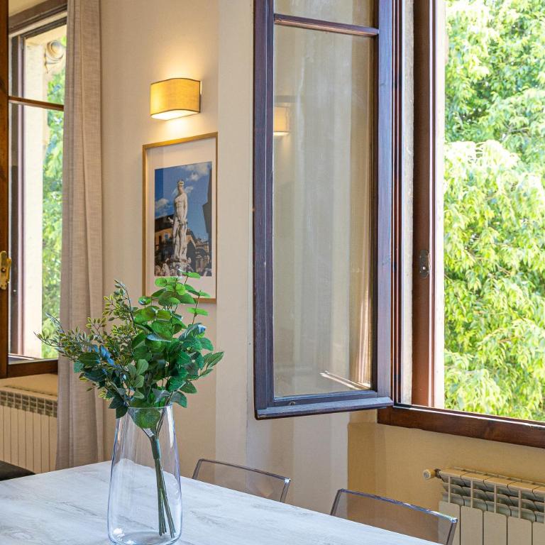 Rosselli Palace - Appartamento con 3 Camere da Letto - 3