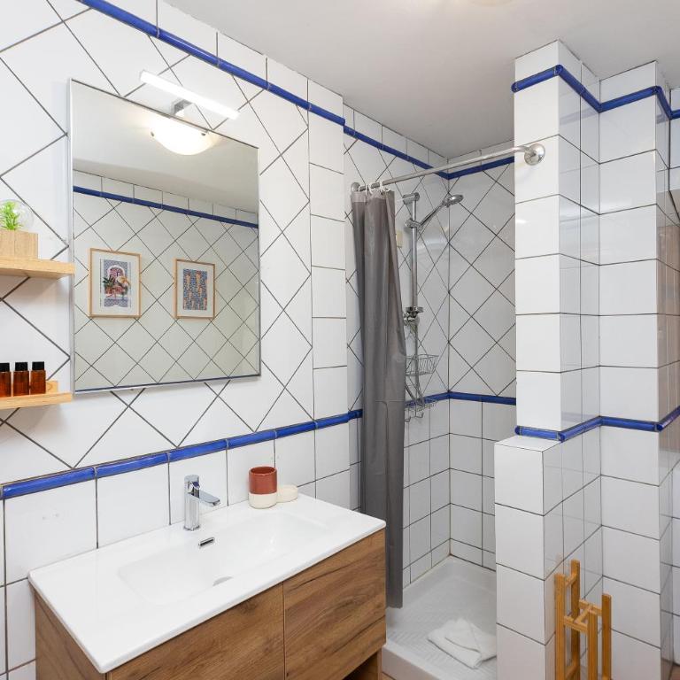 Rosselli Palace - Appartamento con 3 Camere da Letto - 7
