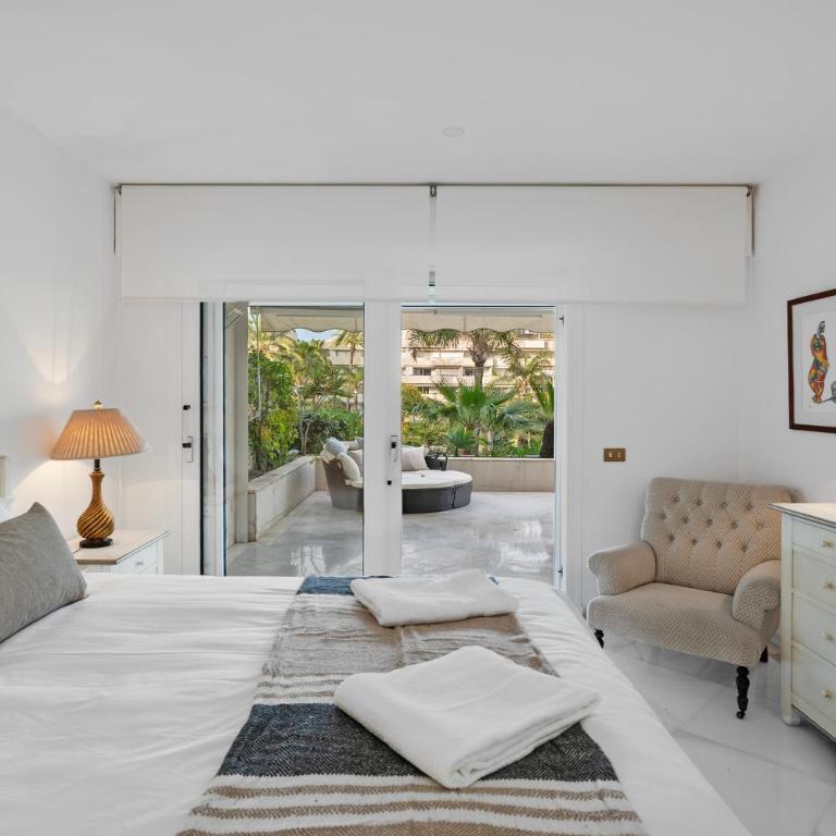 Luxury Beachfront Apt with Private Garden & Pool - Apartamento de 3 dormitorios con piscina privada - 32