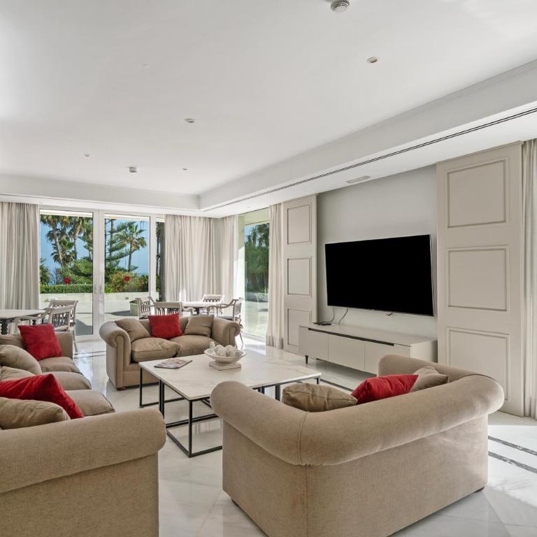 Luxury Beachfront Apt with Private Garden & Pool - Apartamento de 3 dormitorios con piscina privada - 52
