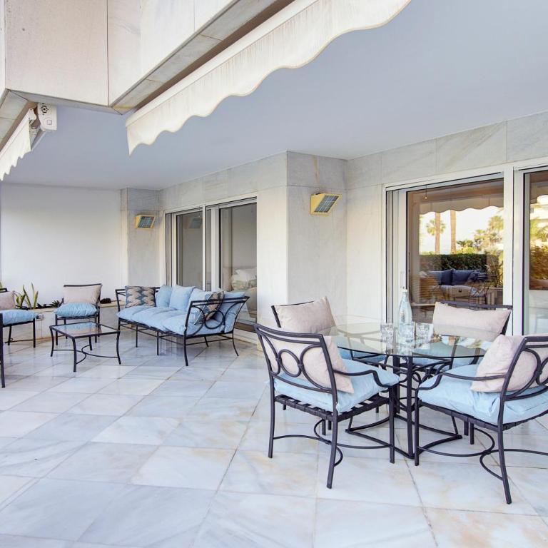 Luxury Beachfront Apt with Private Garden & Pool - Apartamento de 3 dormitorios con piscina privada - 21
