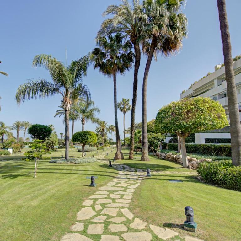 Luxury Beachfront Apt with Private Garden & Pool - Apartamento de 3 dormitorios con piscina privada - 42