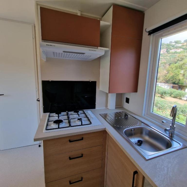 Camping 4 étoiles - Piscine - ccbga0g - Casa Mobile - 10